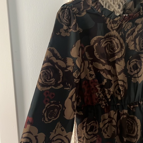Shein fall floral mini dress - Picture 2 of 3